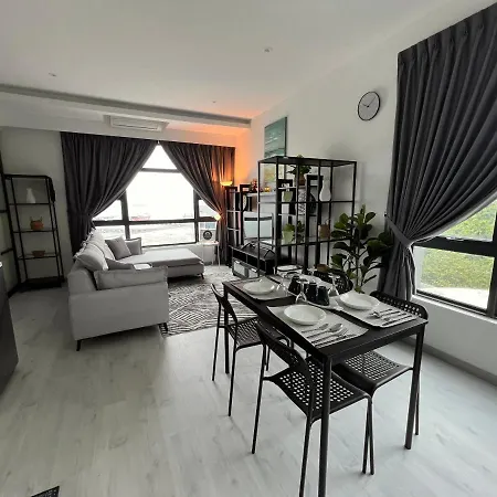 Jesselton Quay Suite By Backyard Kota Kinabalu Exterior photo