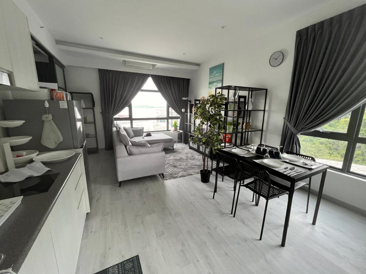 Apartment Jesselton Quay By Backyard