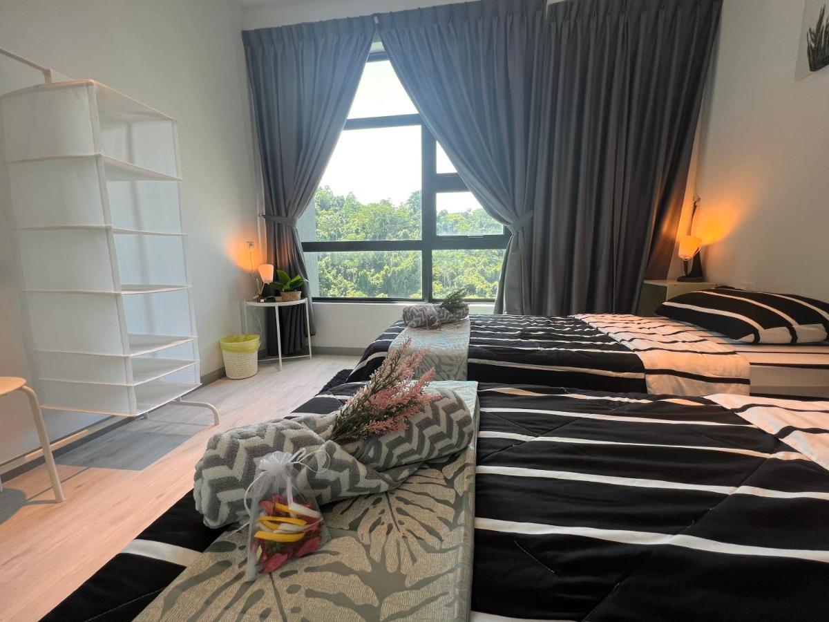 Jesselton Quay By Backyard Apartment